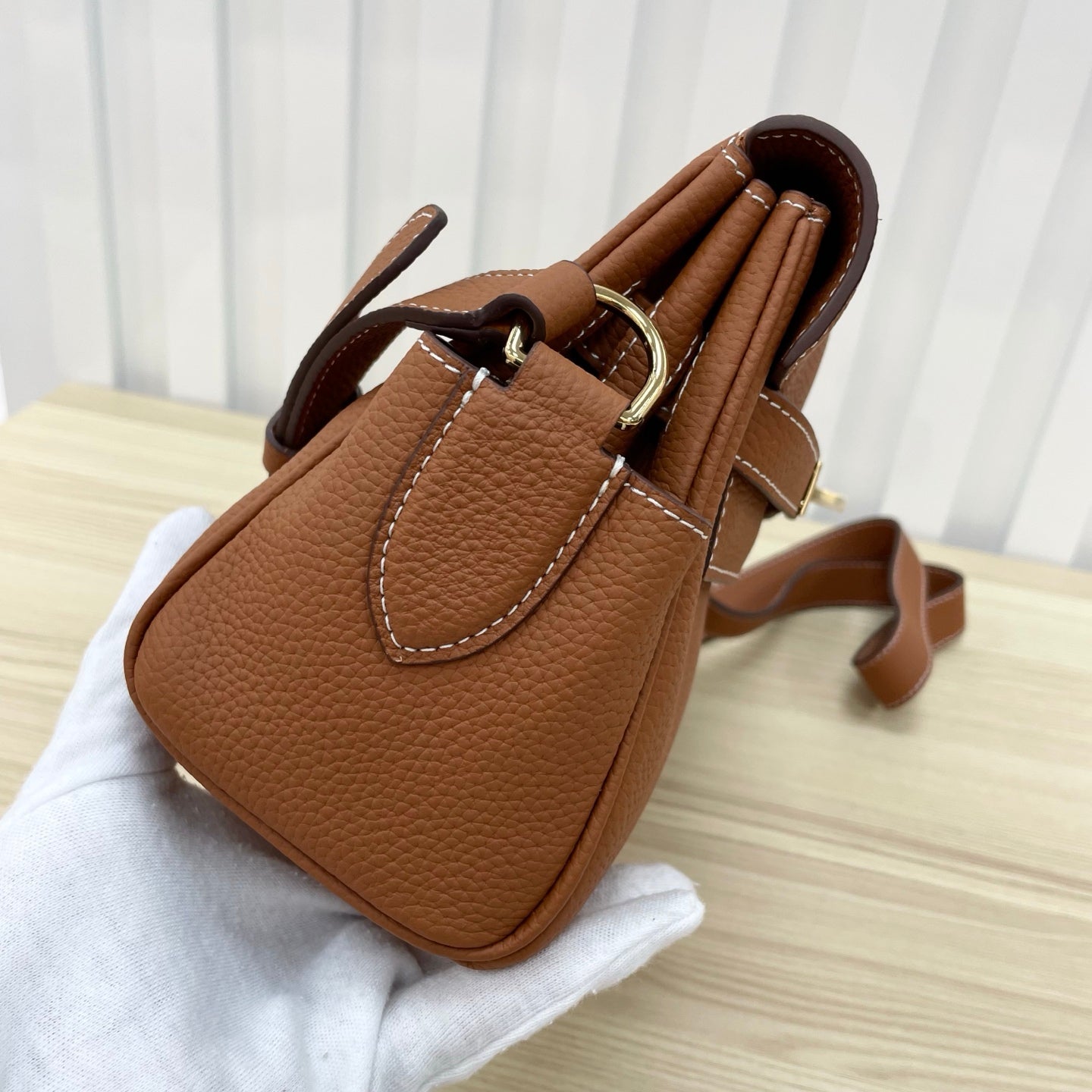 15RH4BDE Stylish leather bag