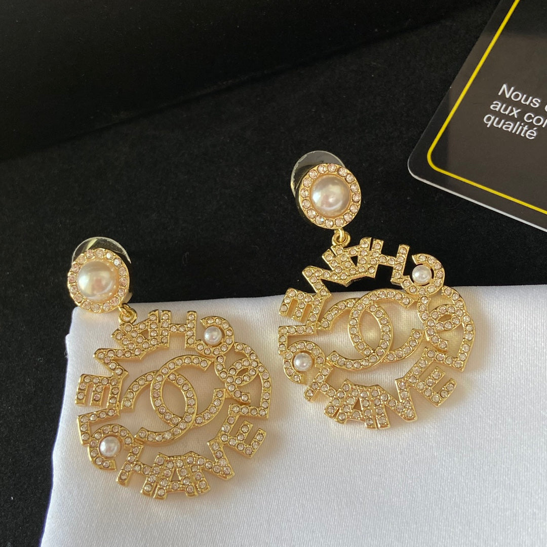 1YC237EDE Stylish Earrings