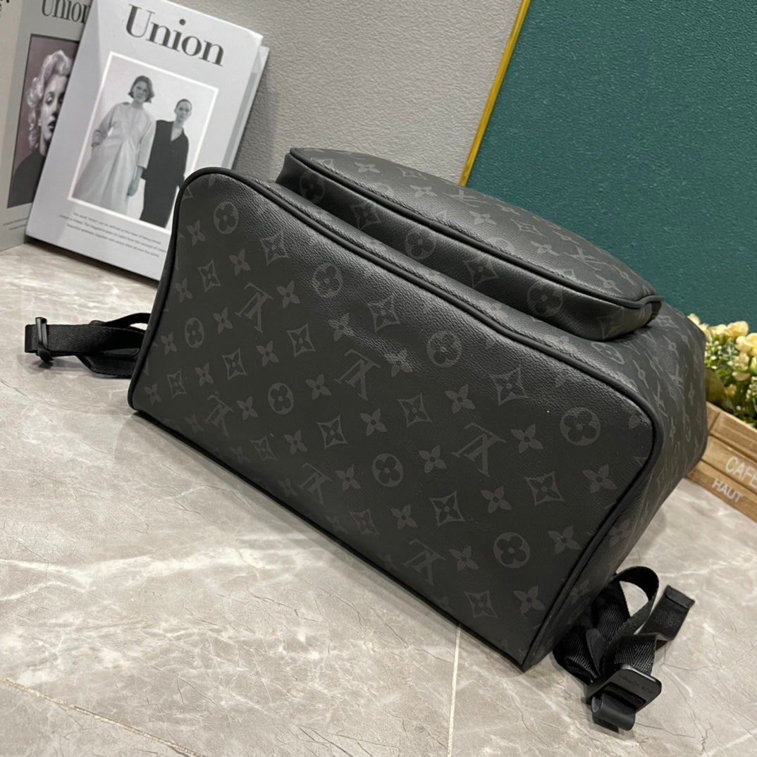 1XE447BDE Stylish leather bag
