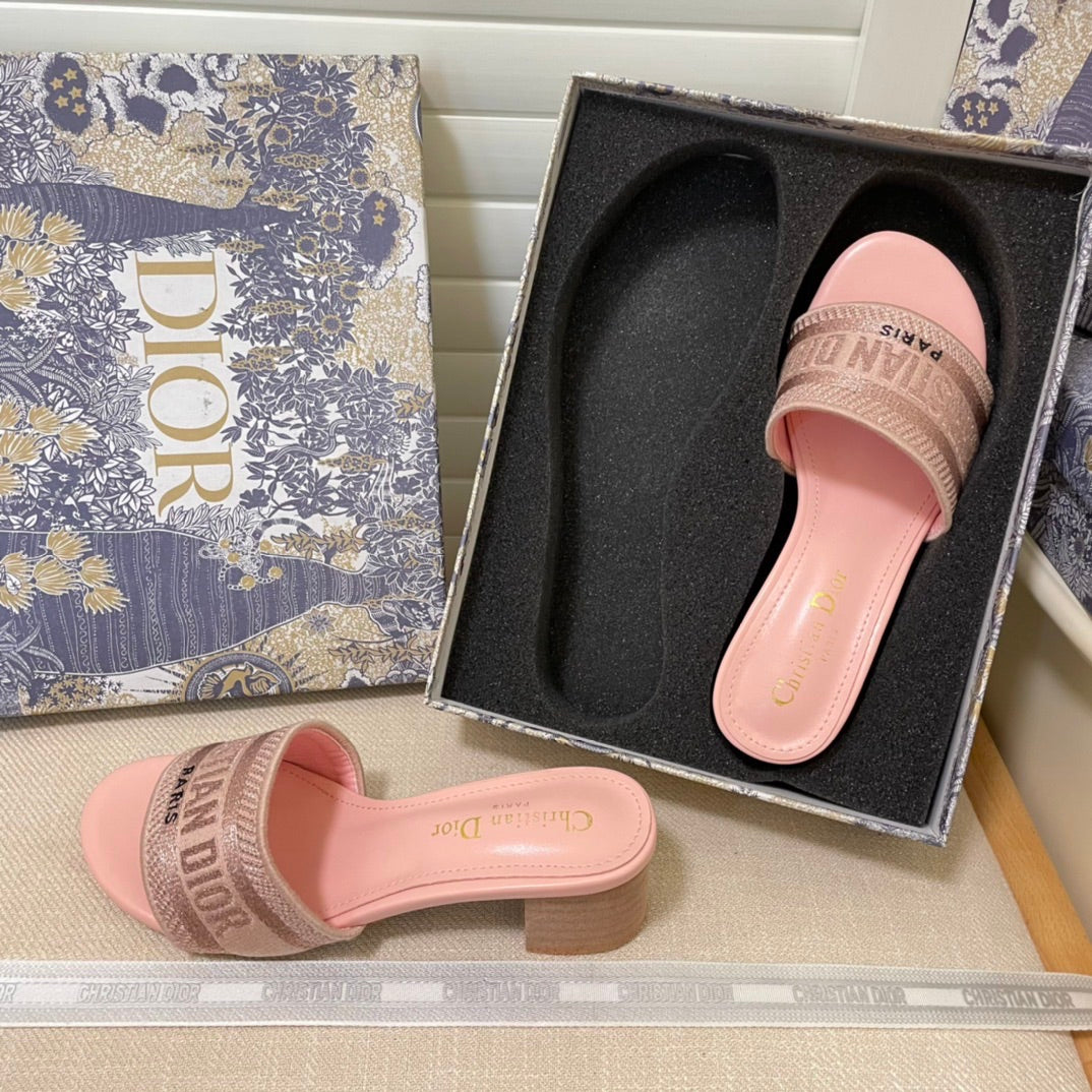 14D64ZDE Stylish sandals