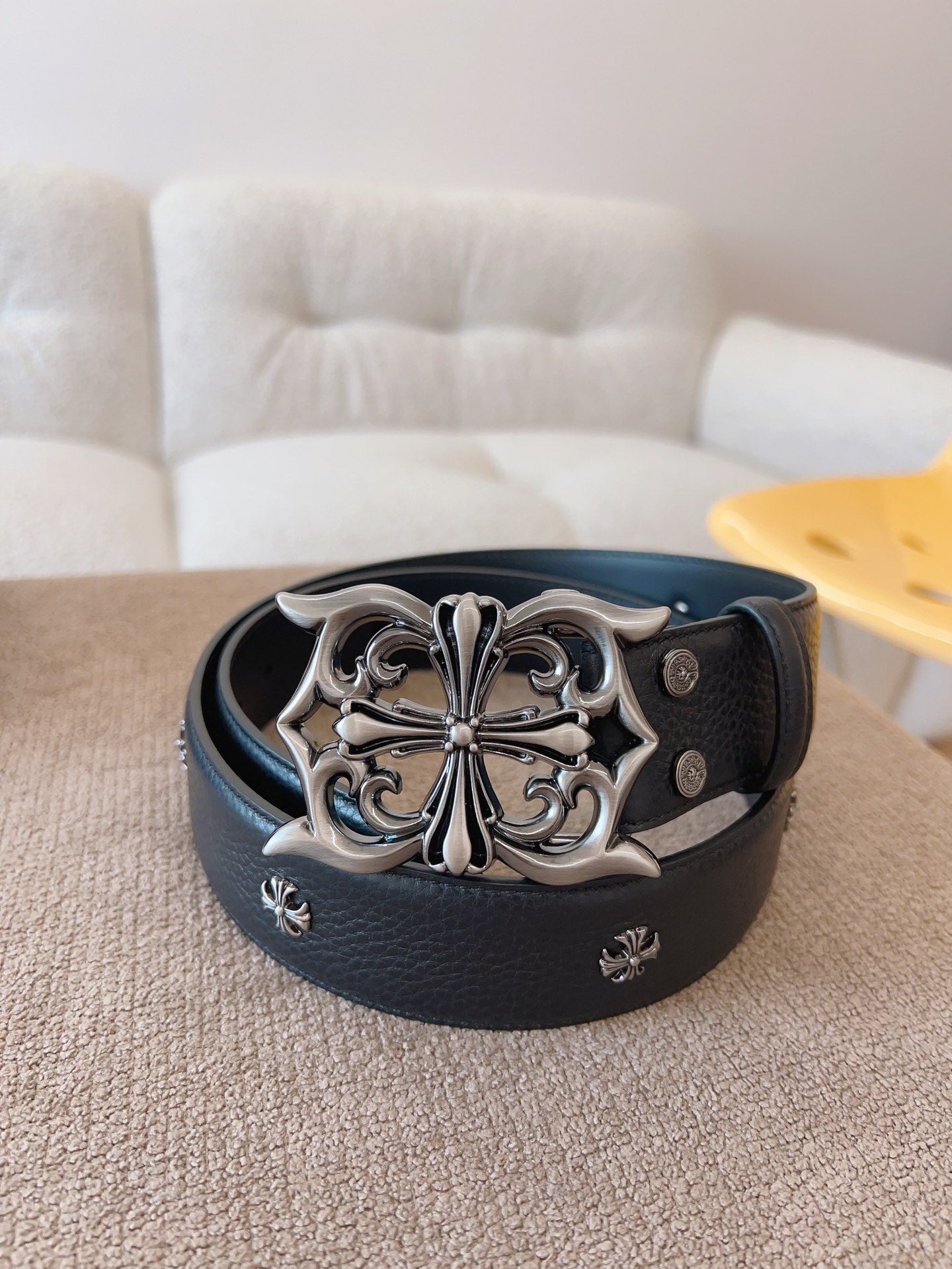 255RA16PDE Stylish High quality belt With full package