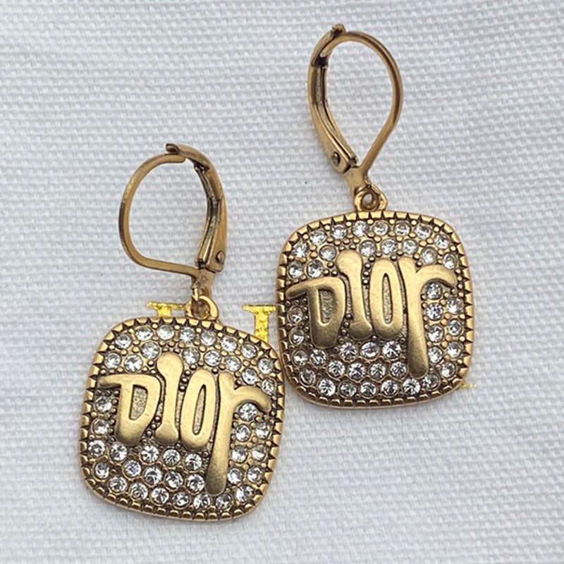 14D415EDE Stylish Earrings