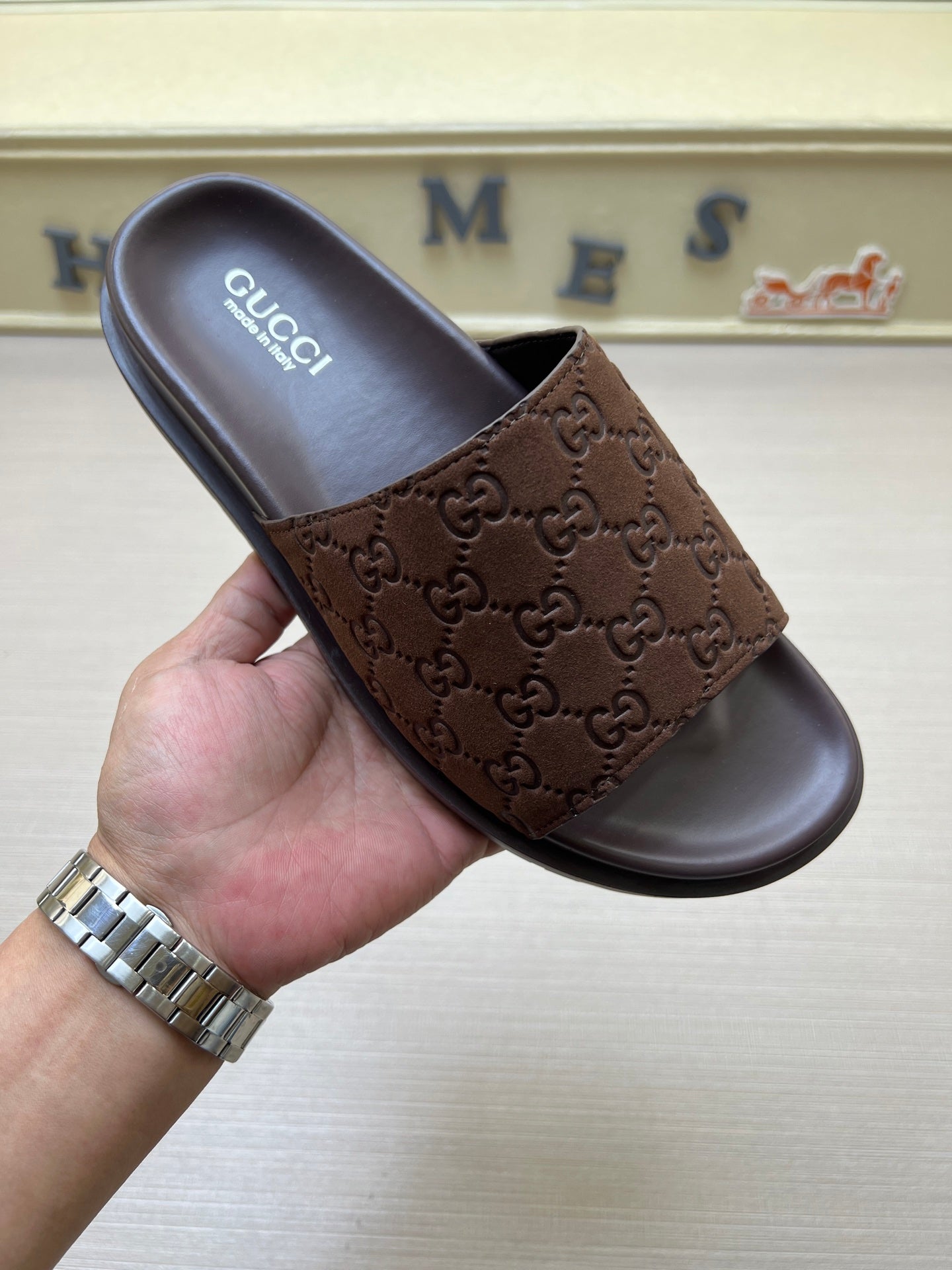 5QB15ZDE Stylish Slippers