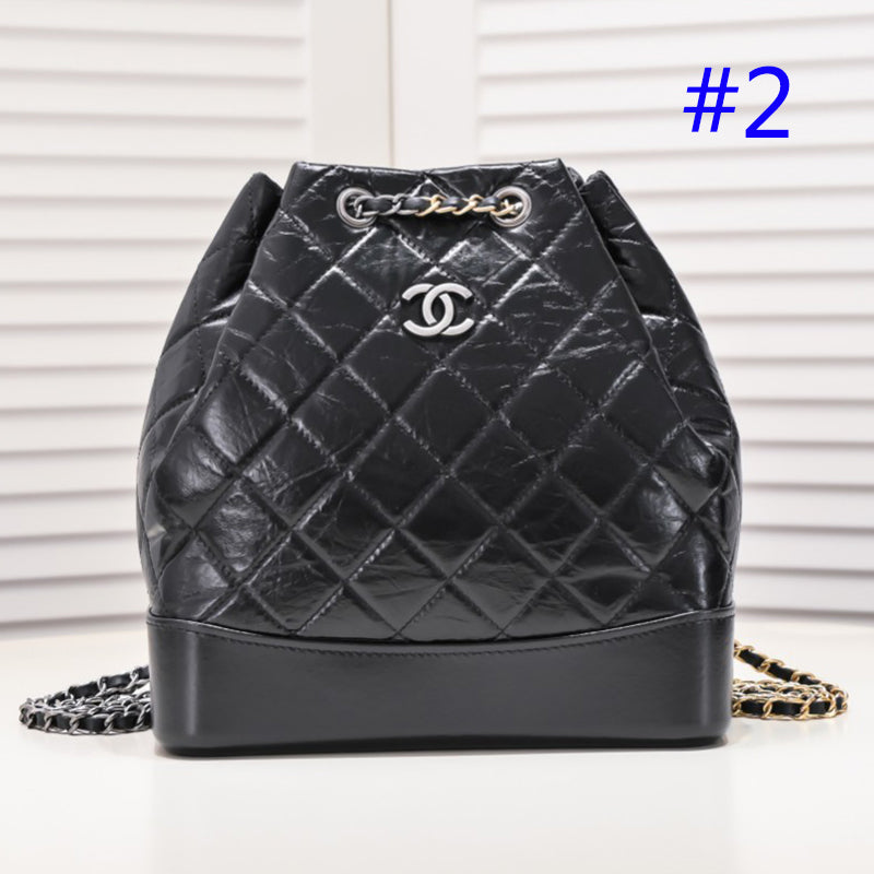 1XC262BDE Stylish leather bag 