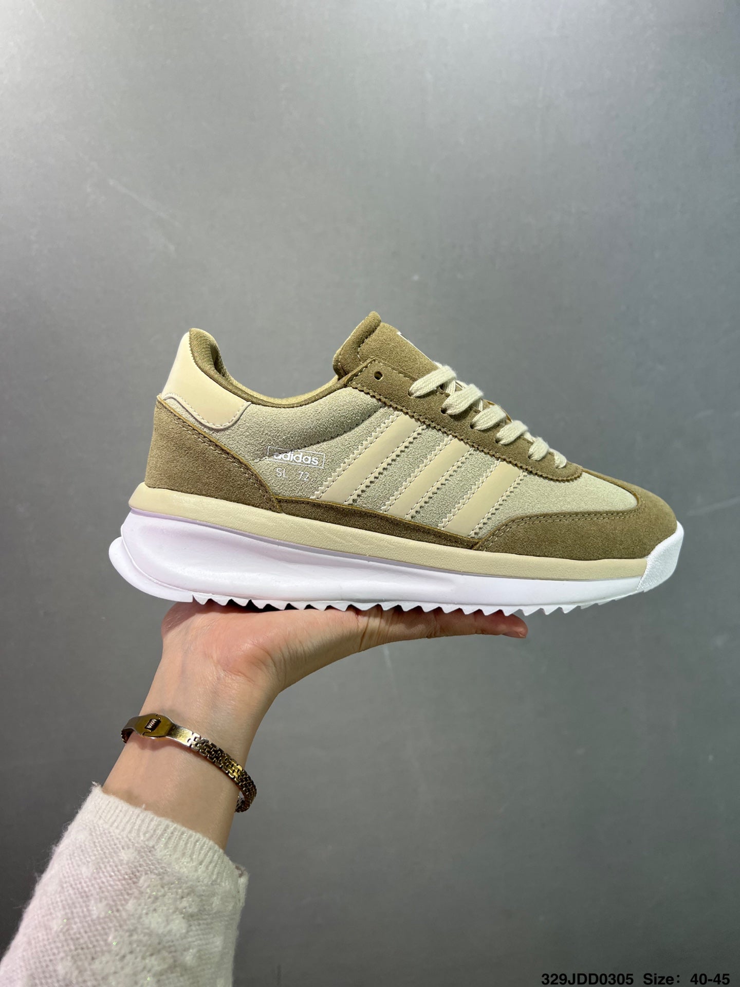 435ZA58ZDE Stylish shoes