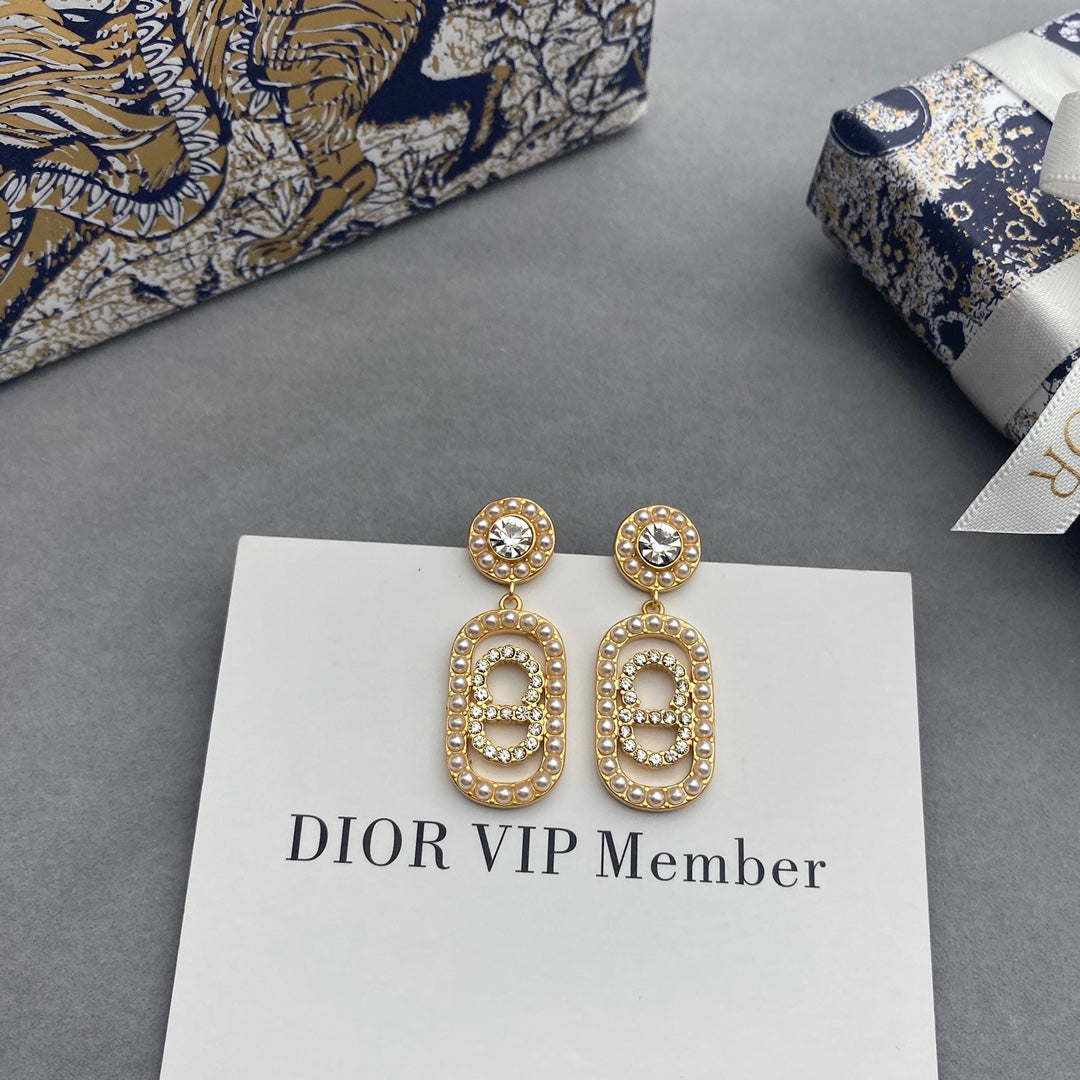 1NC208EDE Stylish Earrings