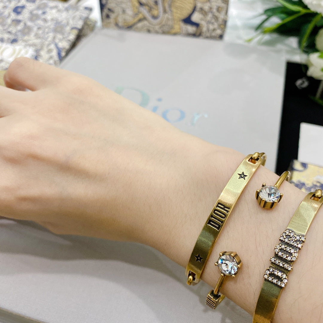 165ND1KDE Stylish Bracelets