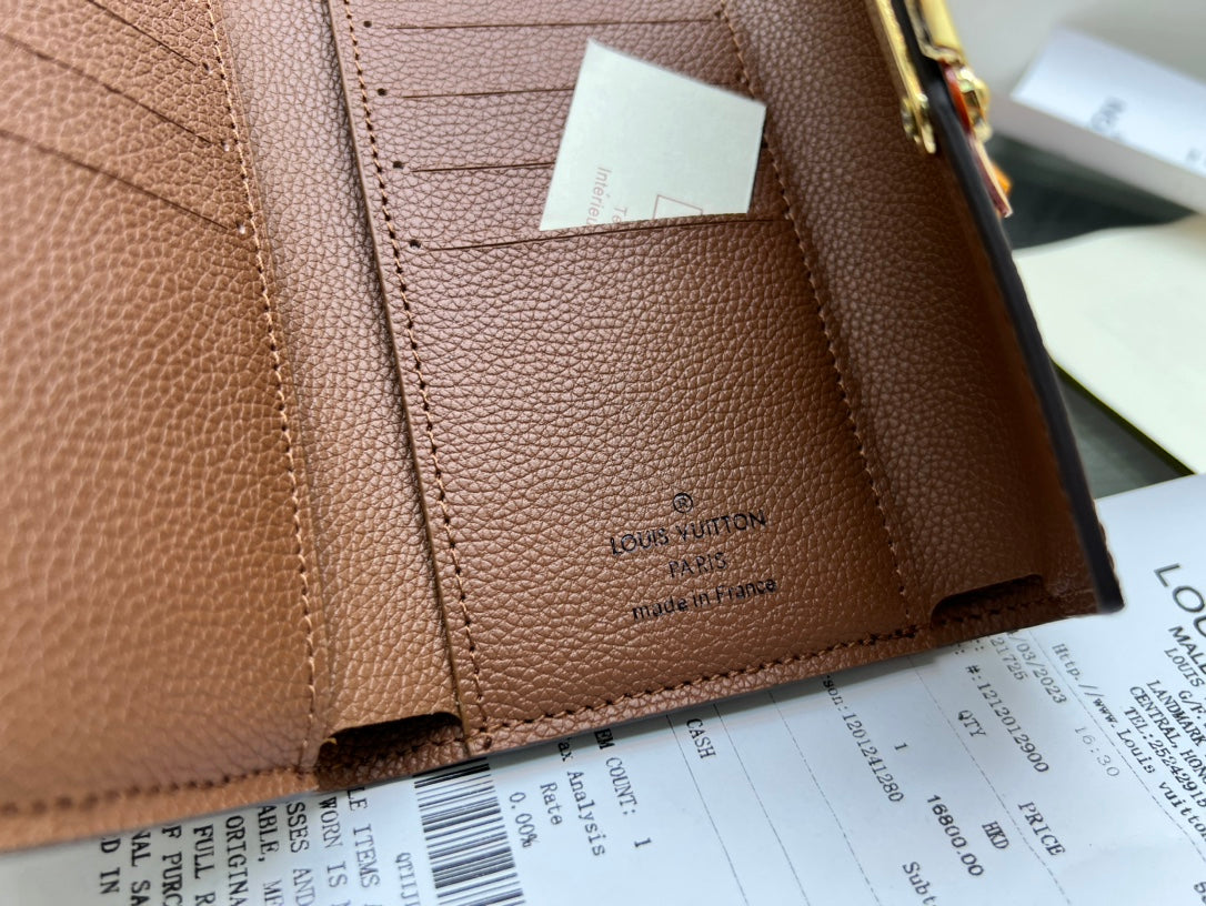 155NE43BDE Stylish leather wallets