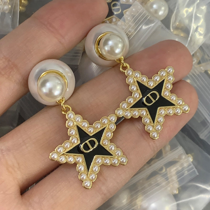 14D679EDE Stylish  Earrings