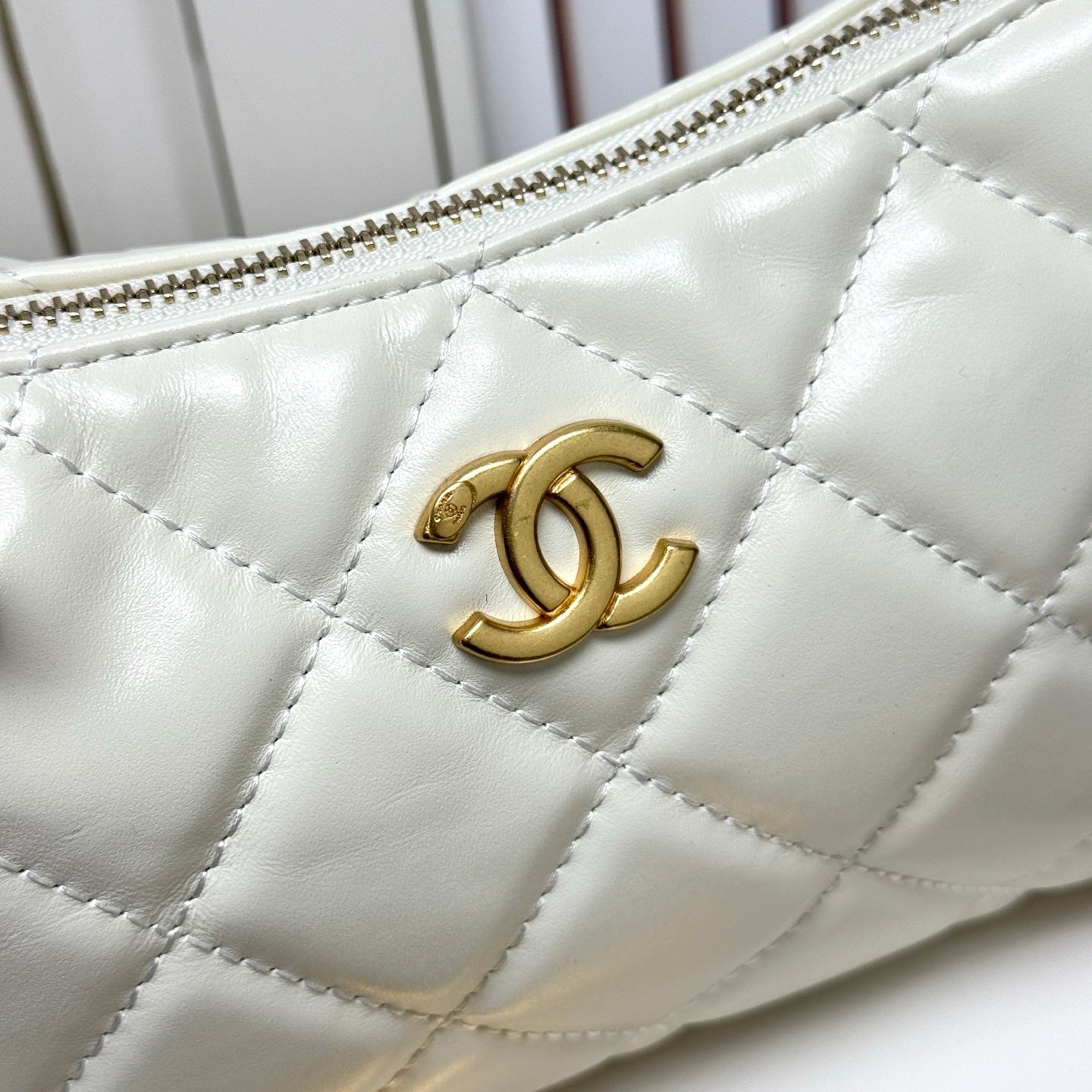 15RC14BDE Stylish leather bag