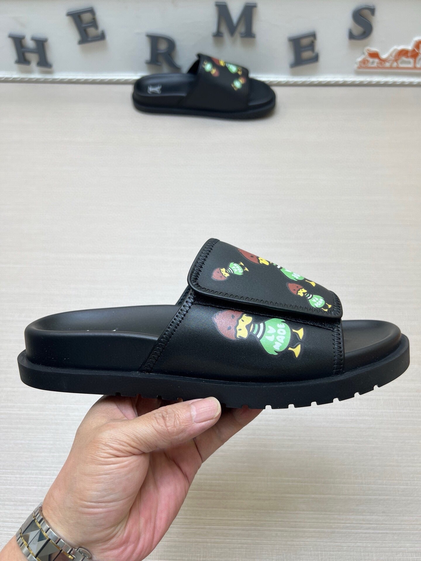 5WE248ZDE Stylish Slippers