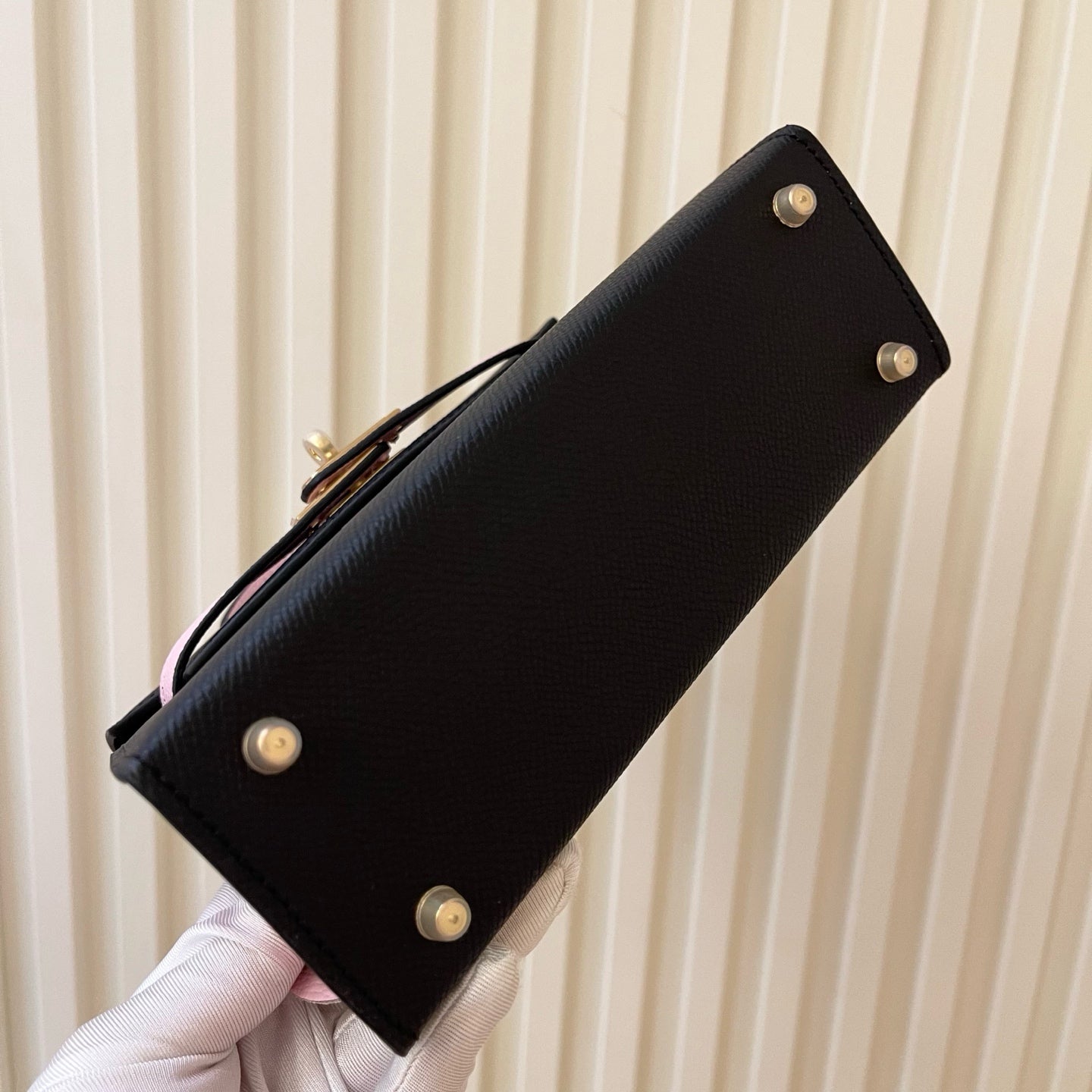 2WH25BDE Stylish leather bag