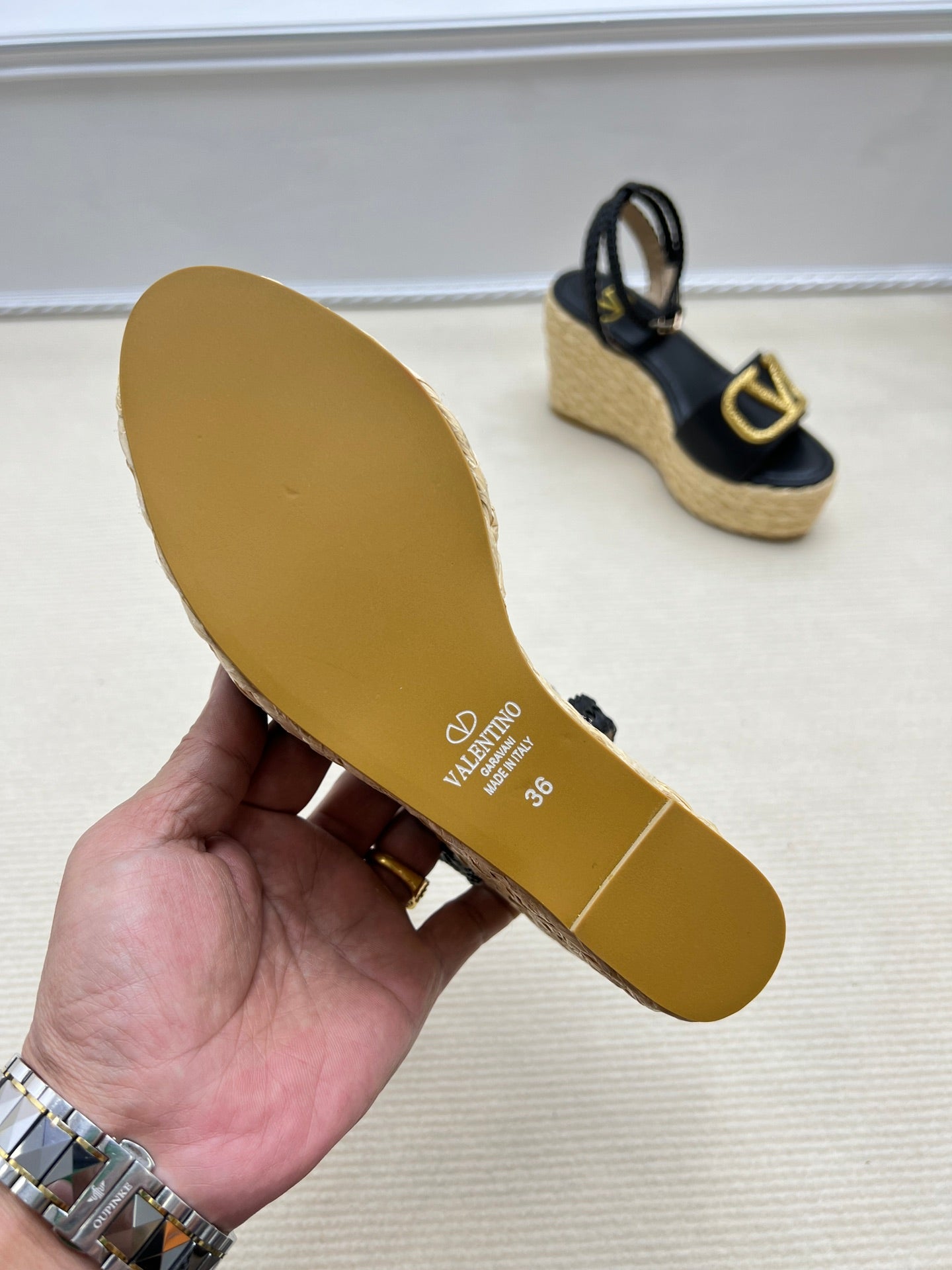5YVL101ZDE Stylish leather High heels