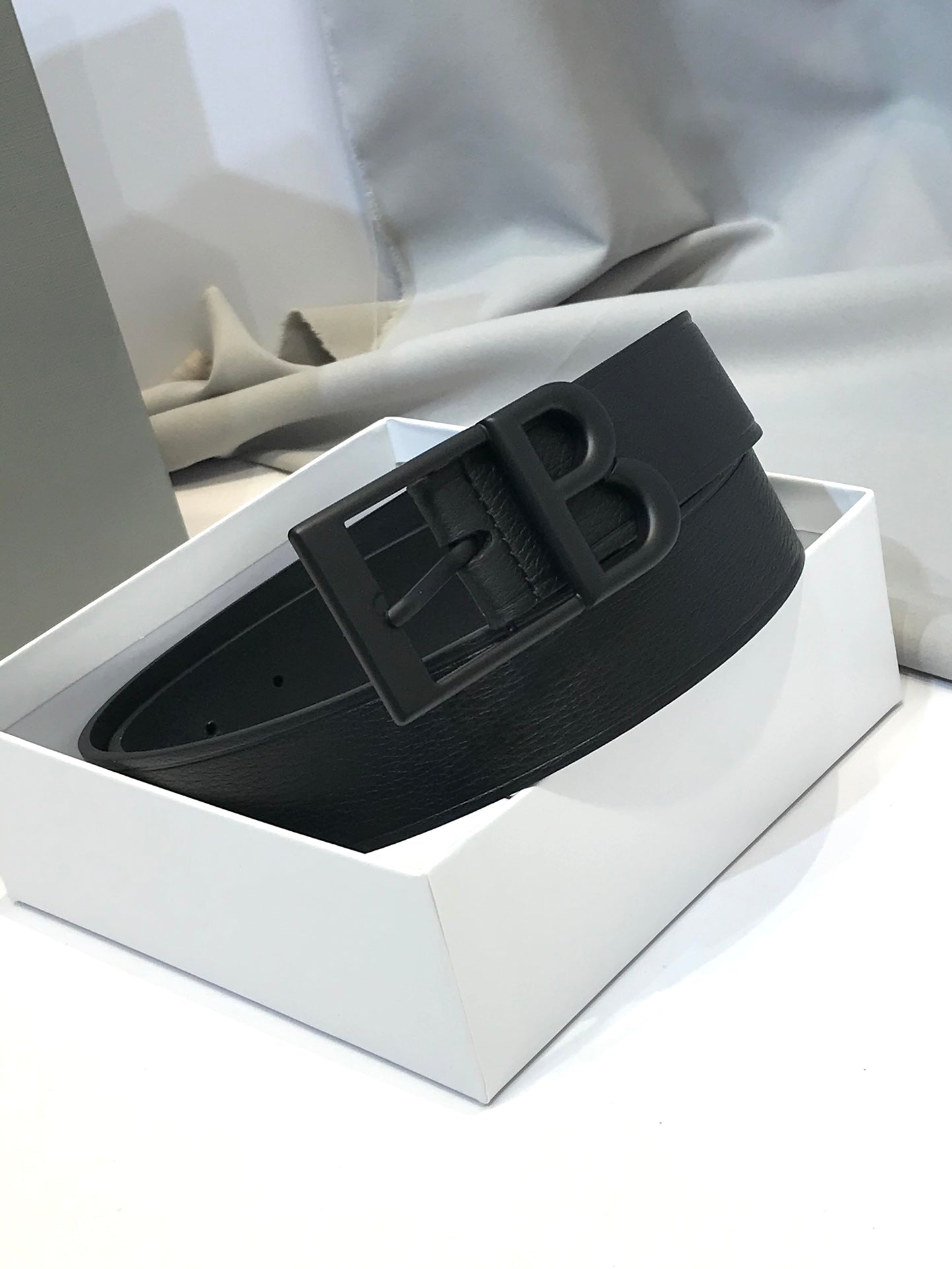 255RJ2PDE Stylish  High quality belt With full package