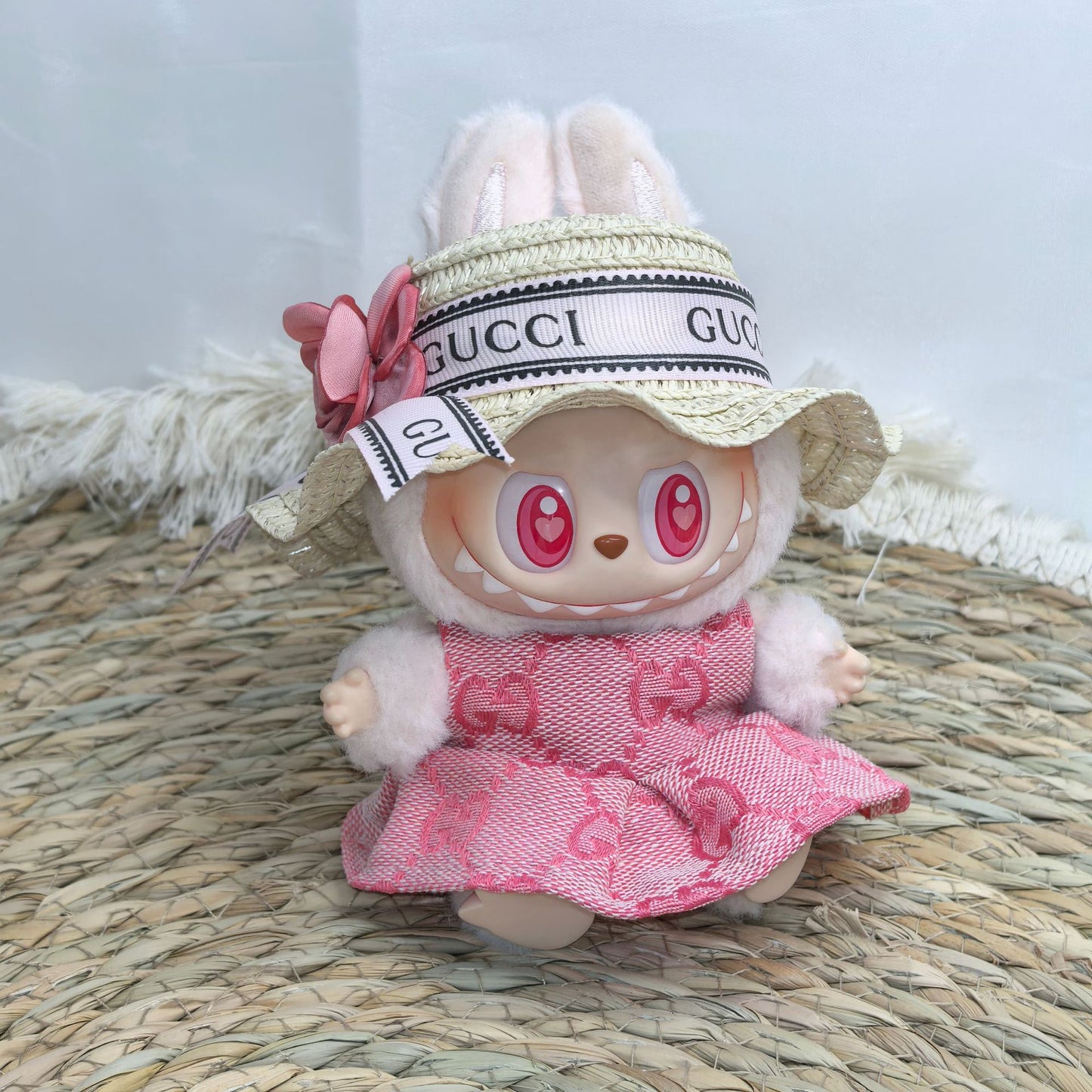 A65RB1ADE Stylish Labubu clothing (accessories only, Labubu not included)