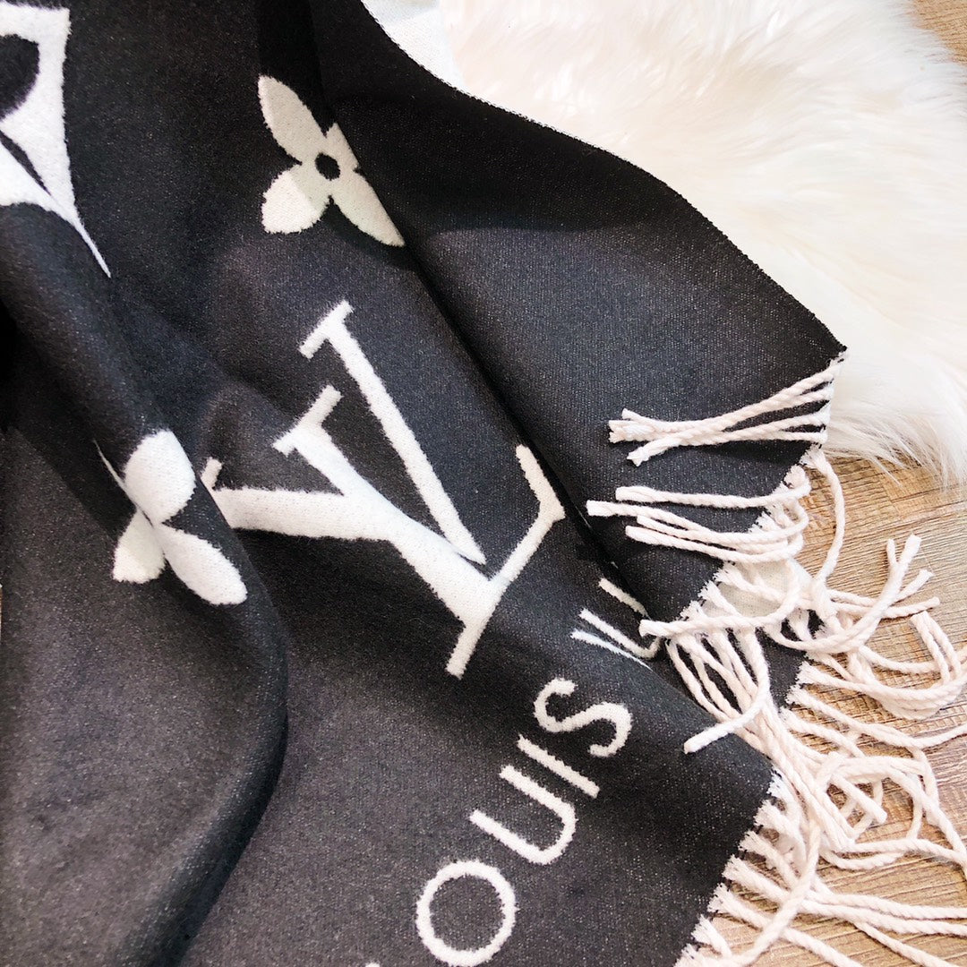 175RE46WDE Stylish Winter Scarves