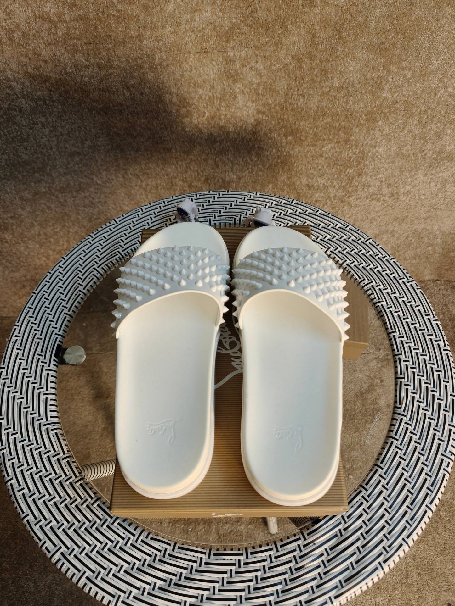 J4A18ZDE Stylish Slippers