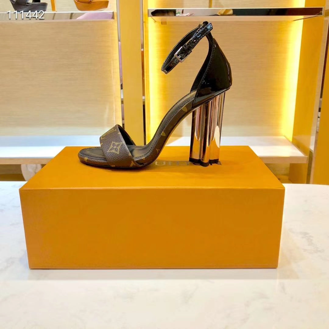 245RE30ZDE Stylish leather High heels