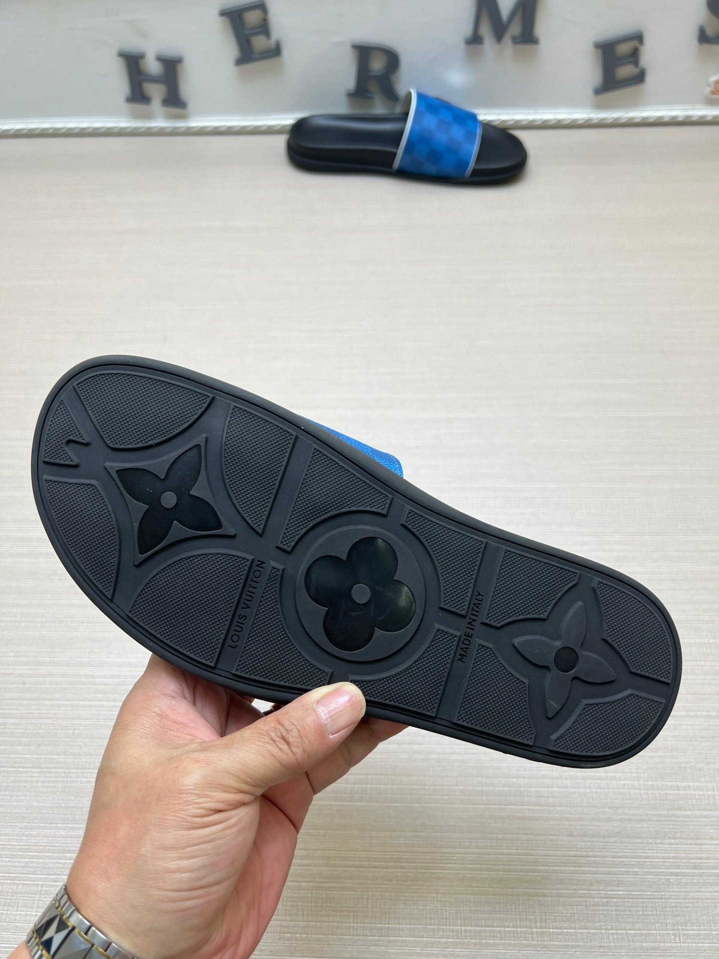 54E69ZDE Stylish slippers
