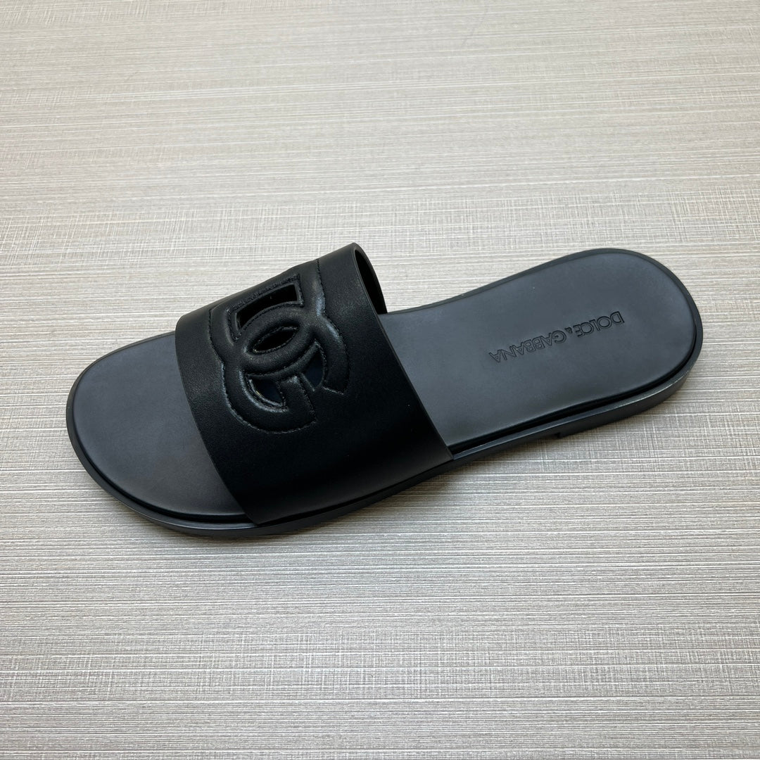 54A63ZDE Stylish slippers