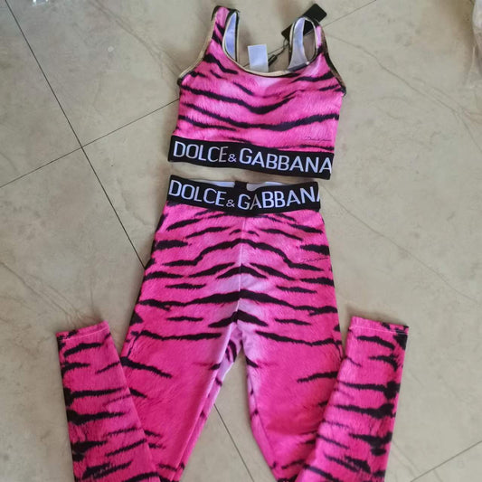 14A76YDE Stylish Long sleeve swimsuit