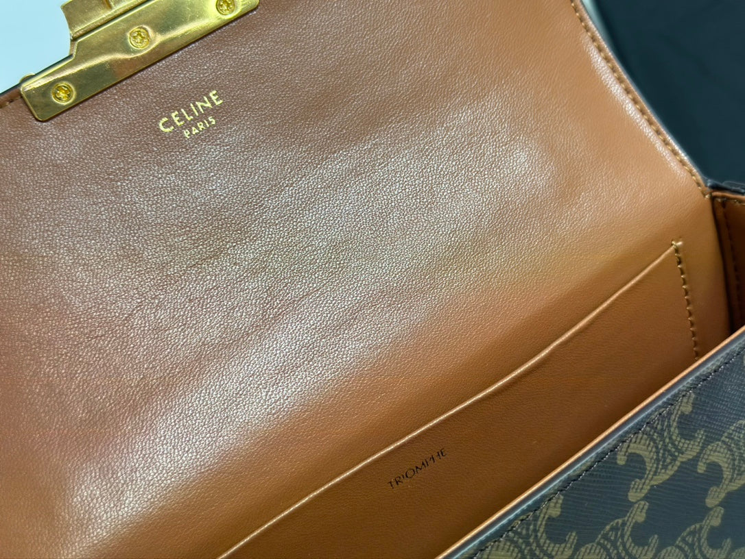 1XCL286BDE Stylish leather bag 