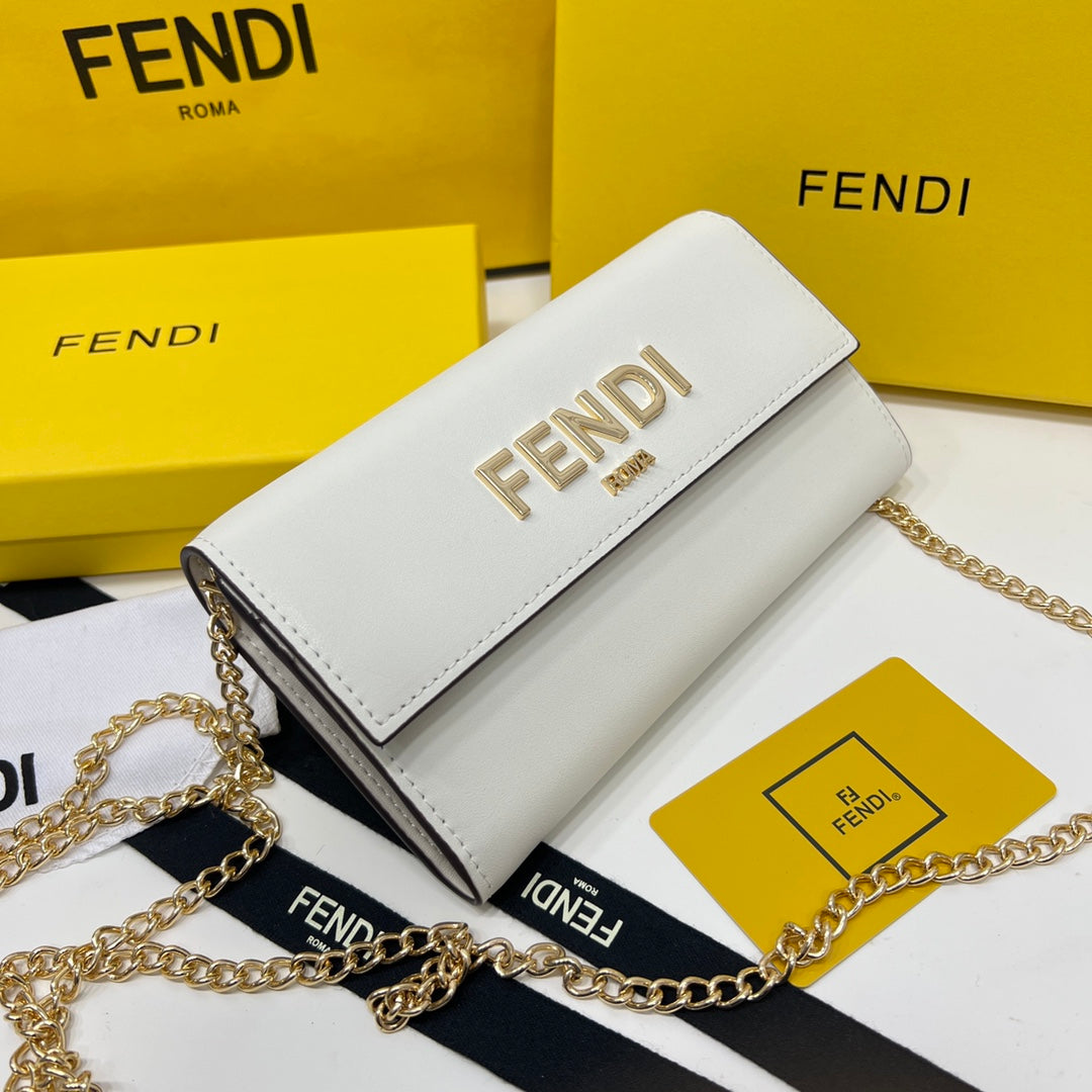 XF13BDE Stylish leather wallets