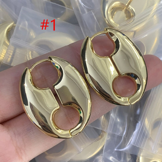 84D87EDE Stylish Earrings