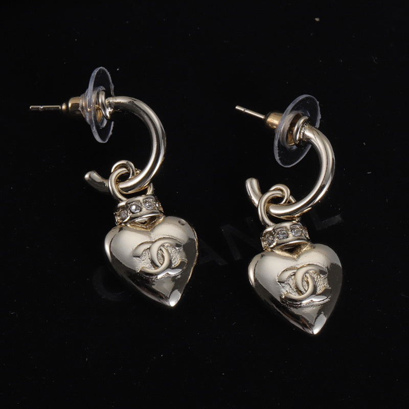 14C6EDE Stylish Earrings