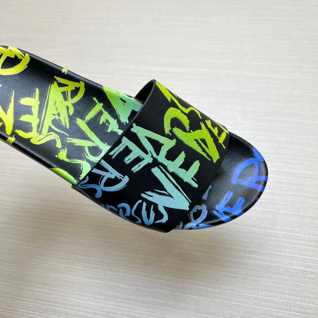 54V94ZDE Stylish slippers