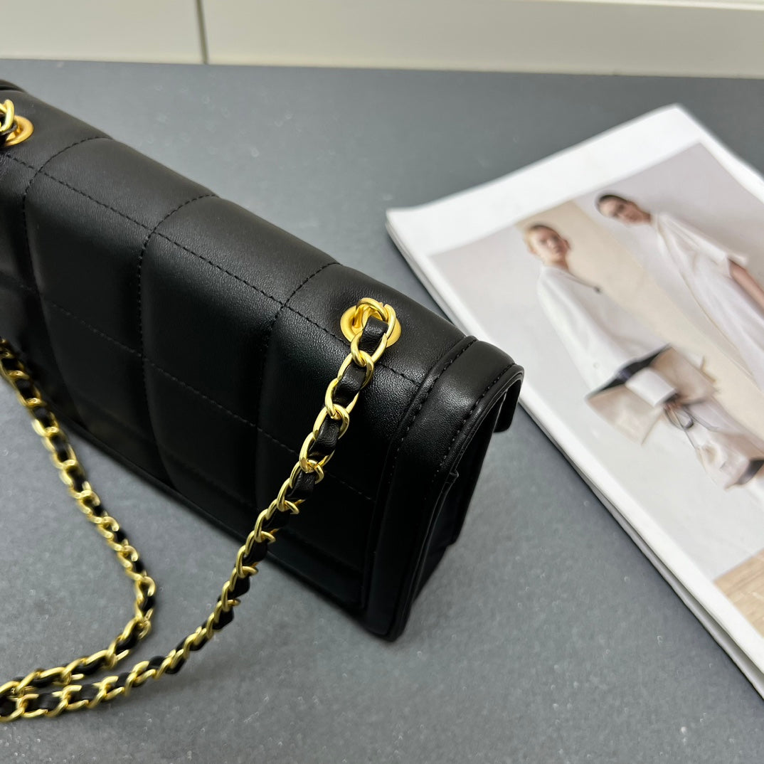 2WC15BDE Stylish leather bag