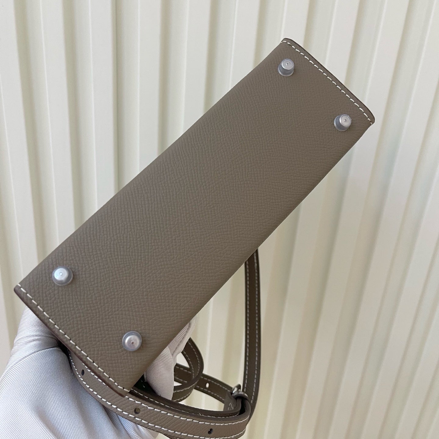 2WH27BDE Stylish leather bag