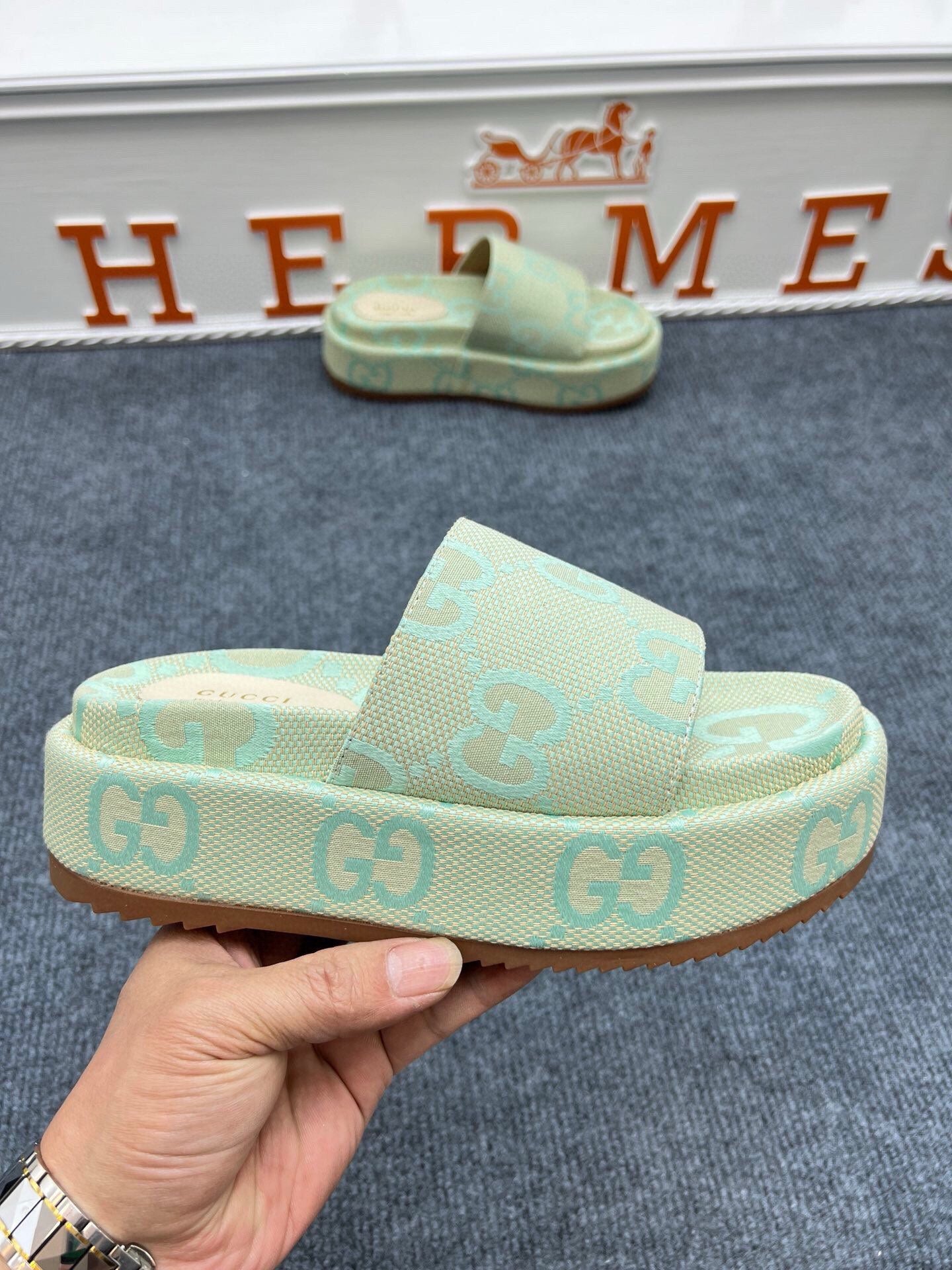 54B122ZDE Stylish slippers  Sole thickness 5.5cm