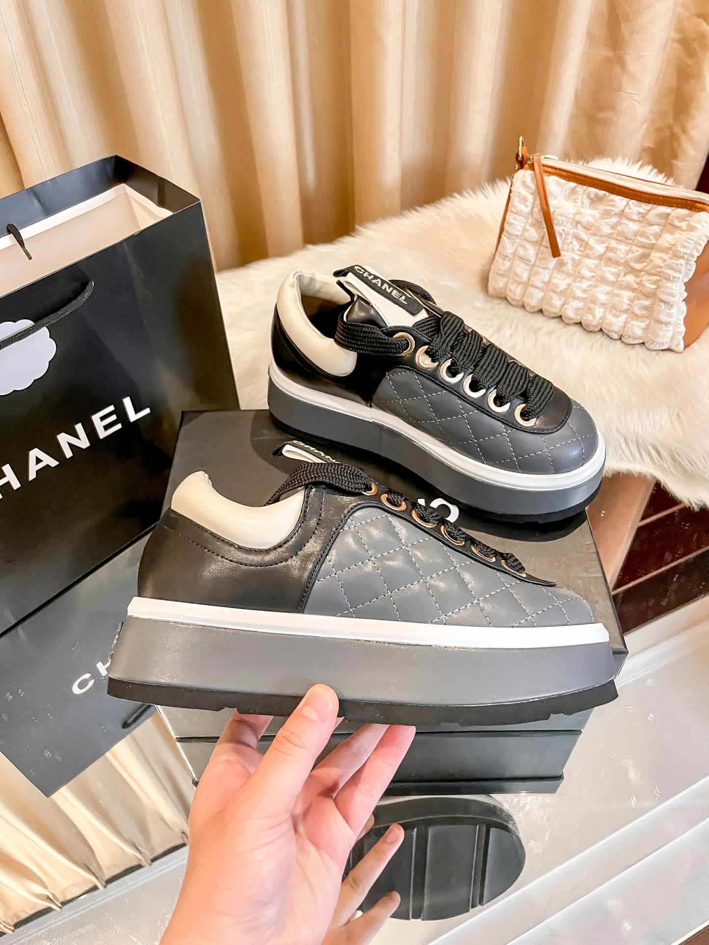 1JC20ZDE Stylish shoes
