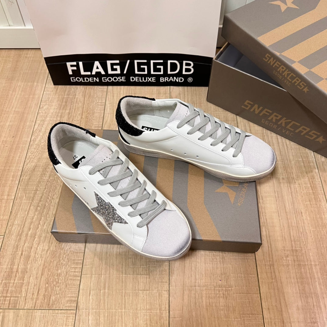 14GE111ZDE Stylish shoes
