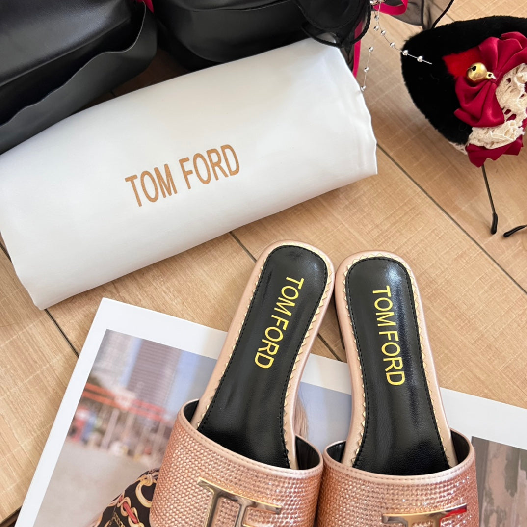 14A89ZDE Stylish Slippers