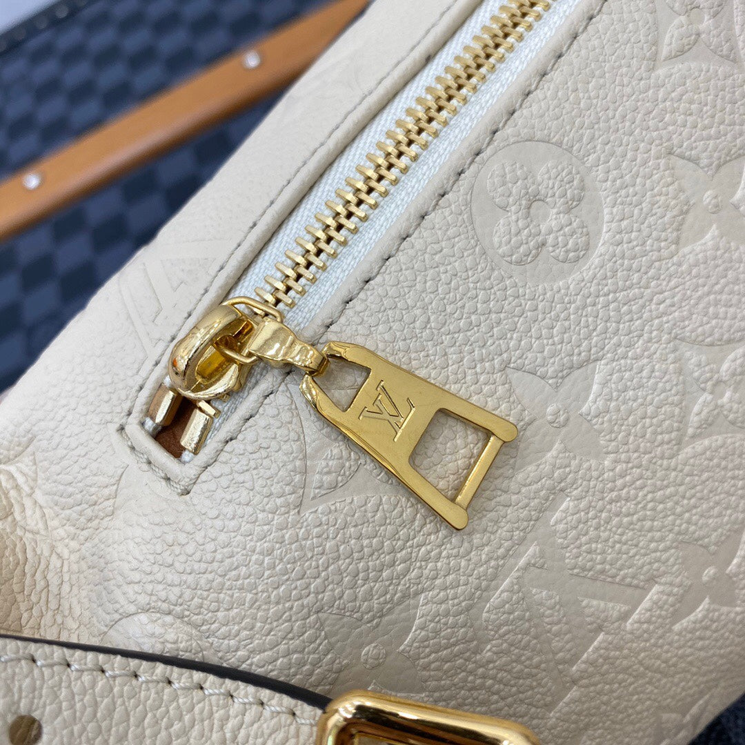 2XE299BDE Stylish leather bag 