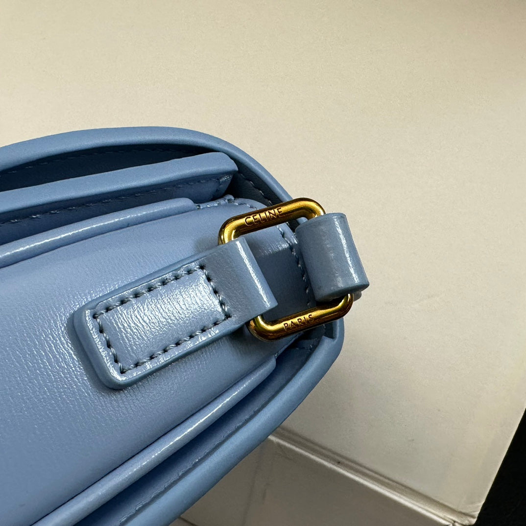 1WN61BDE Stylish leather bag