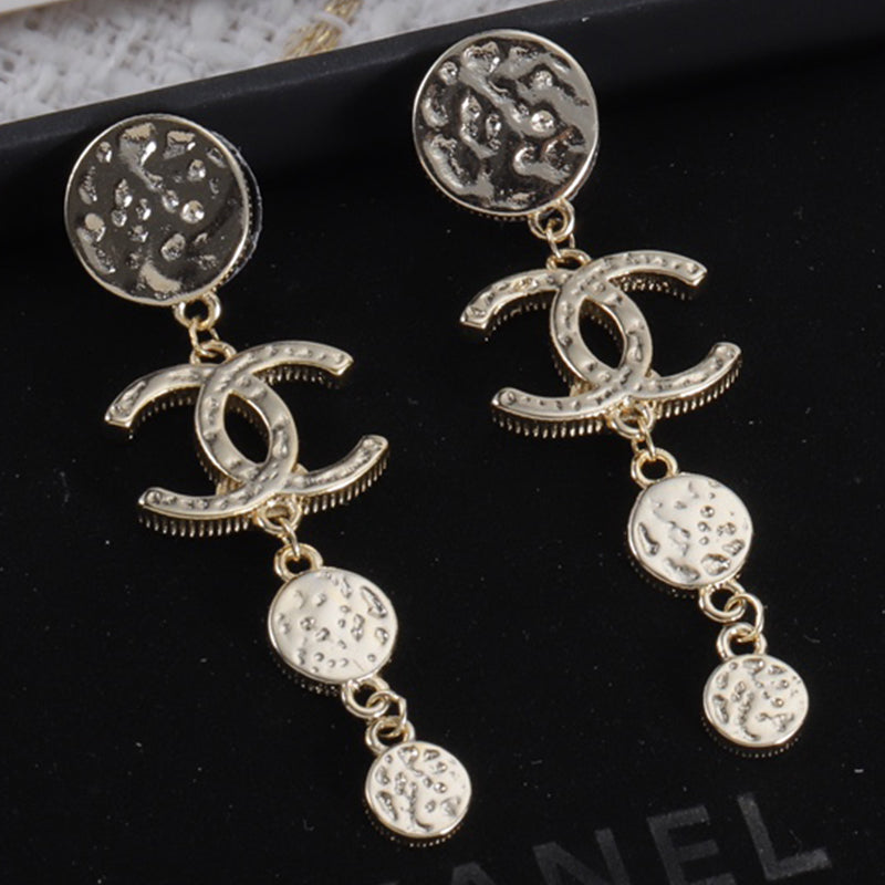 14C372EDE Stylish Earrings