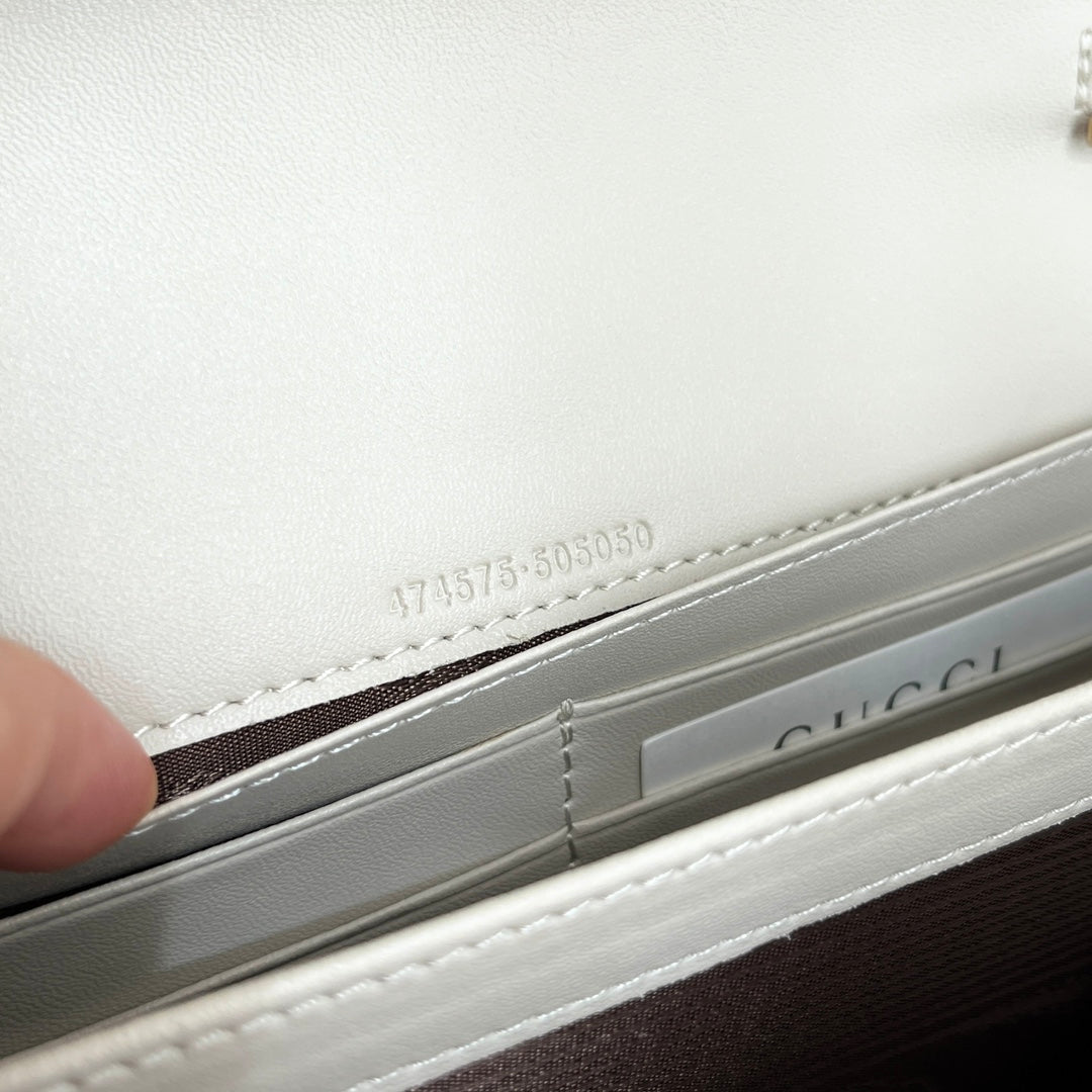 155NB44BDE Stylish leather wallets