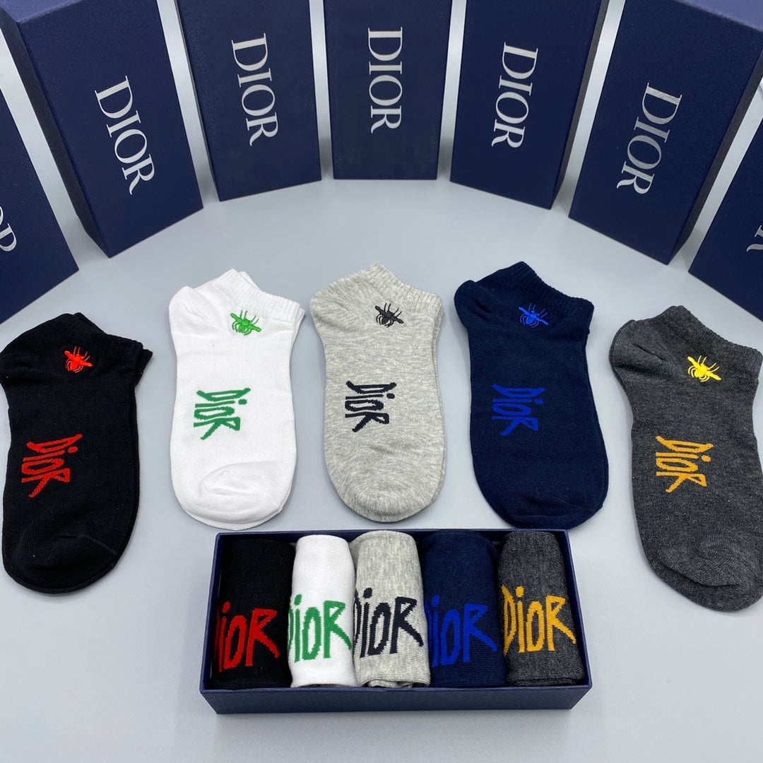 235QD41SDE Stylish socks(5 pairs )