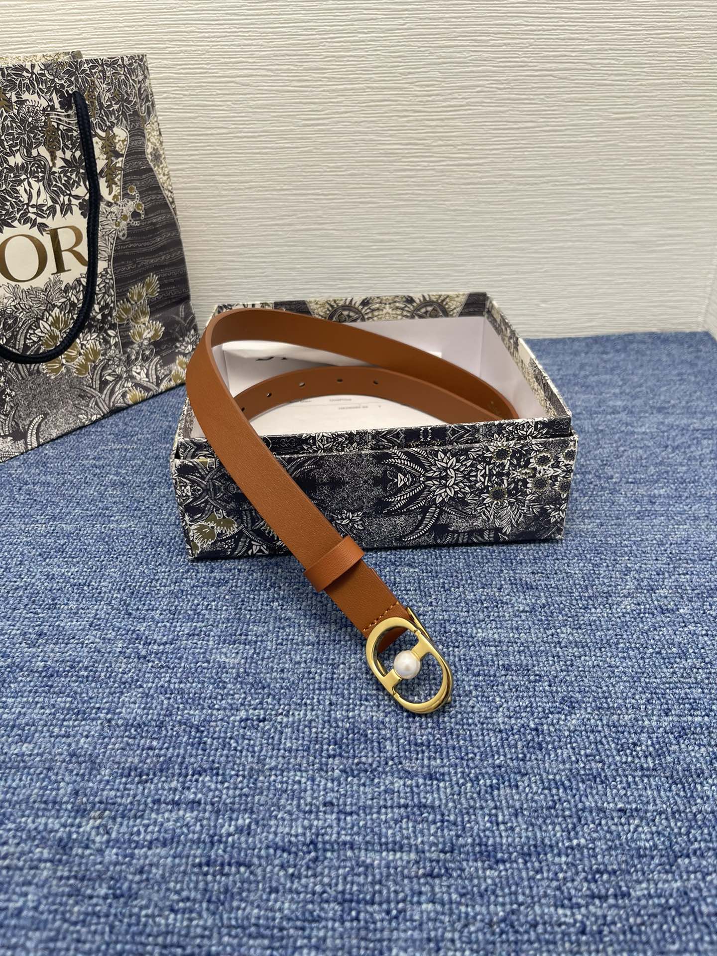 155RD198PDE Stylish  High quality belt With full package