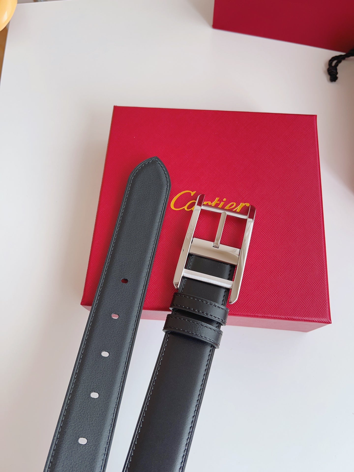 155RK244PDE Stylish  High quality belt With full package