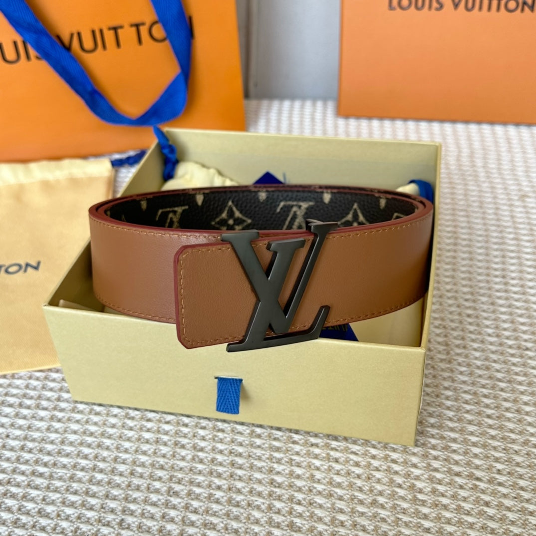 14E131PDE Stylish  High quality belt With full package