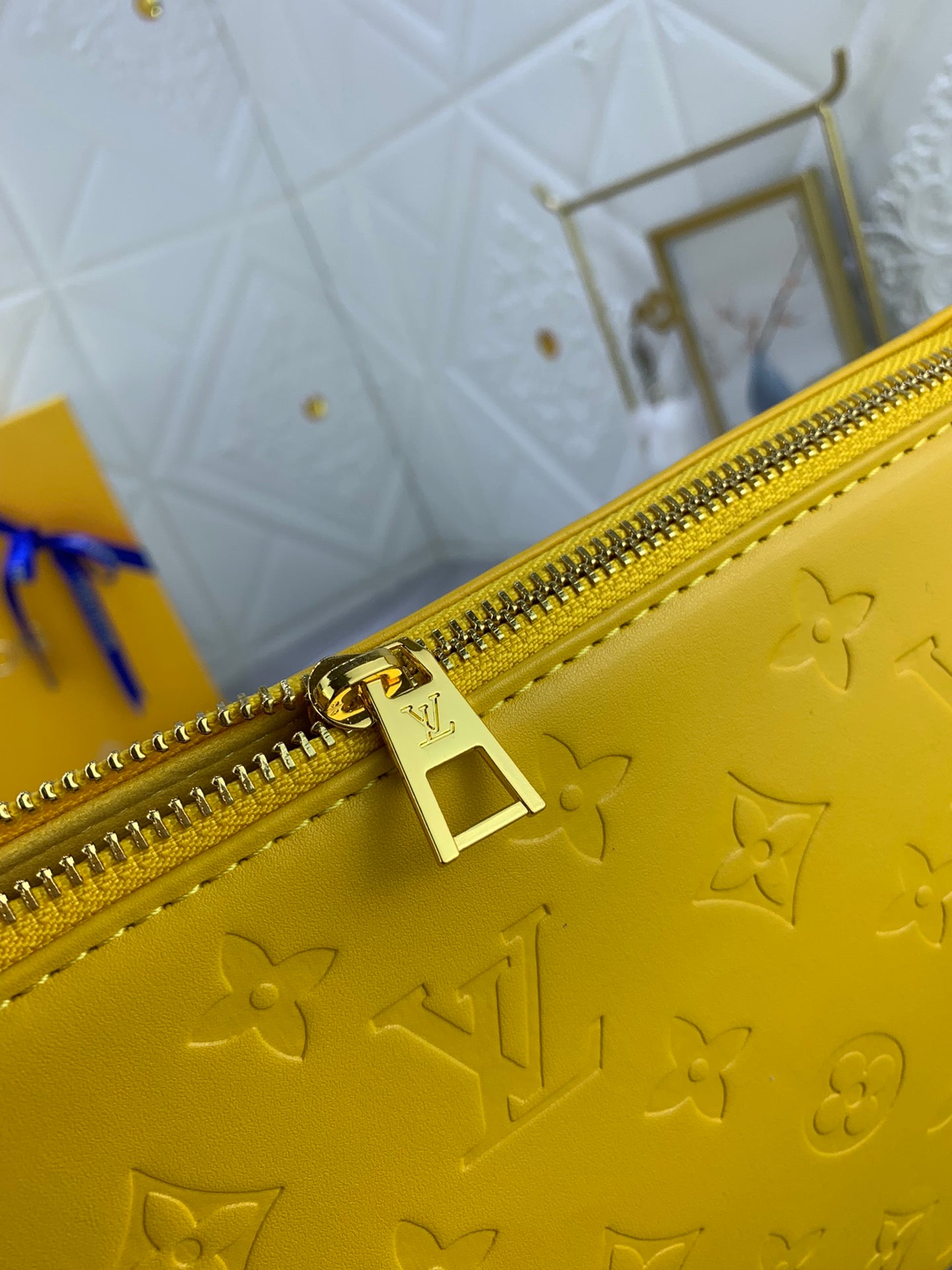 2XE40BDE Stylish leather bag 