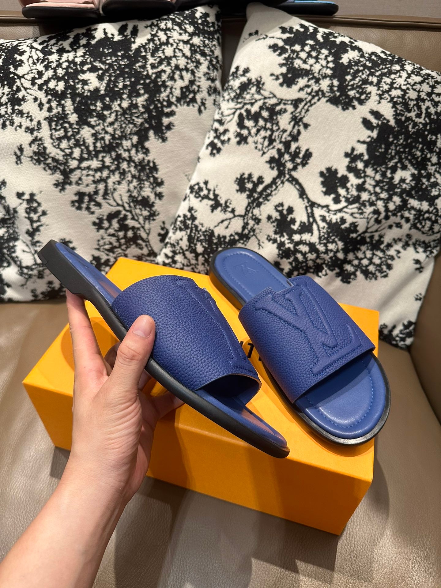 285ZE25ZDE Stylish leather Shoes