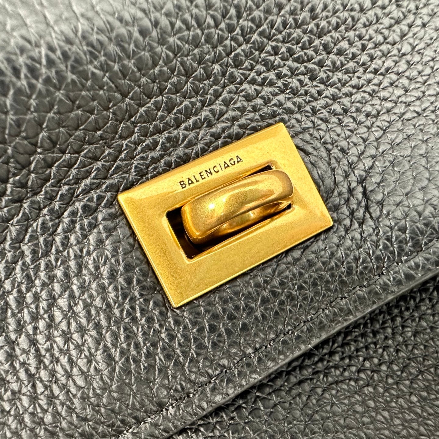 15XJ4BDE Stylish leather bag