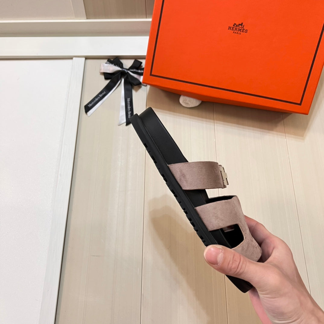 14H206ZDE Stylish Slippers