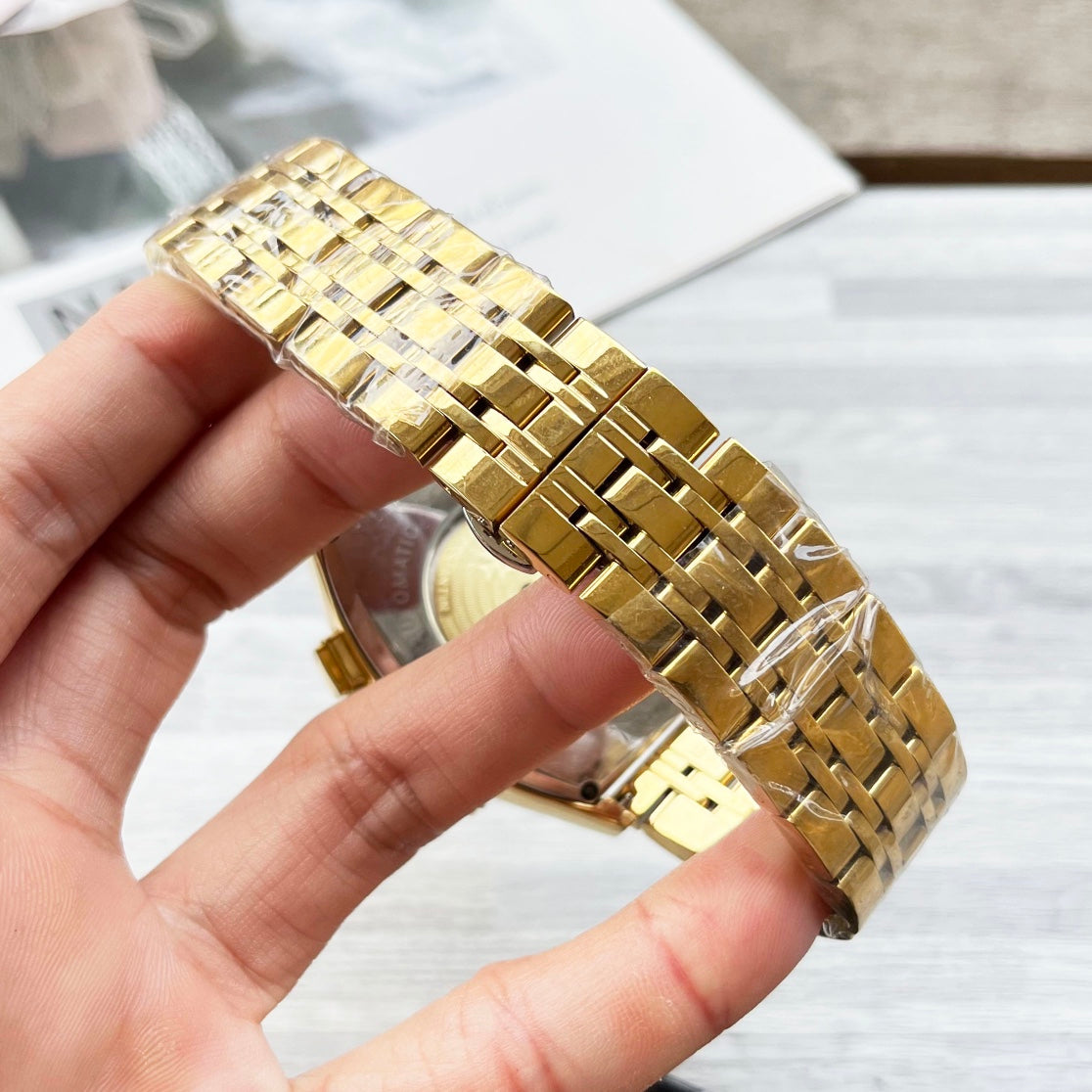 255RA20LDE Stylish Watches