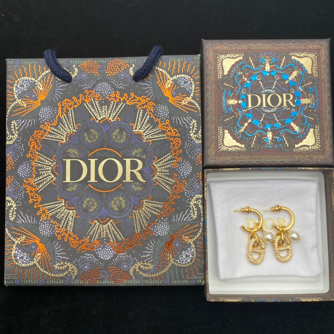 1ND55EDE Stylish Earrings